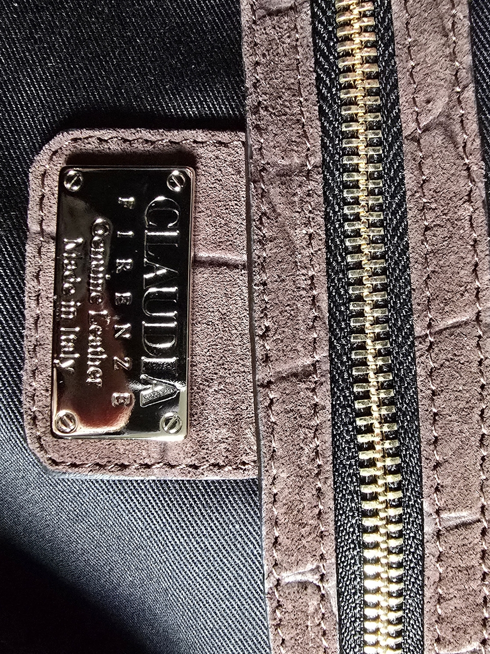 Genuine Leather Suede Croc-Embossed Claudia Firenze Brown Bag with Tassel NWT - Picture 9 of 12